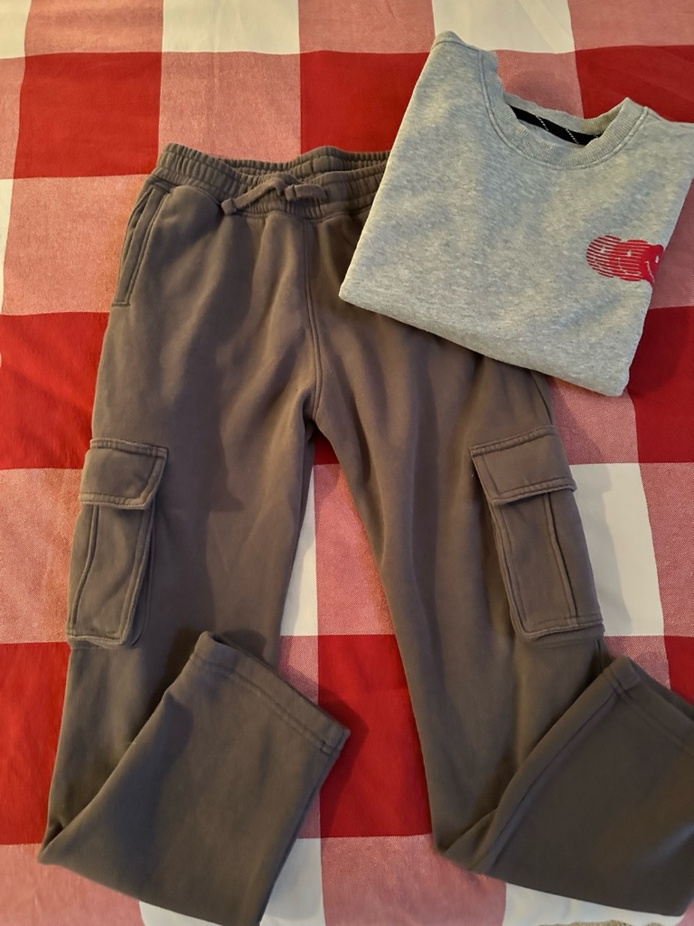 BUNDLED Abercrombie kids sweatpants, size9/10; Art Class sweatshirt, size M